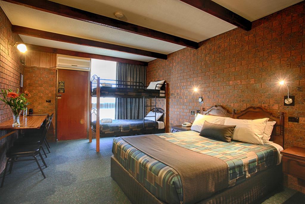 Belltower Motor Inn Σέπαρτον Δωμάτιο φωτογραφία